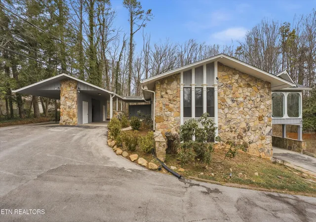 4th image of 8129 Ainsworth Dr, Knoxville, TN 37909 | MLS# 3119517