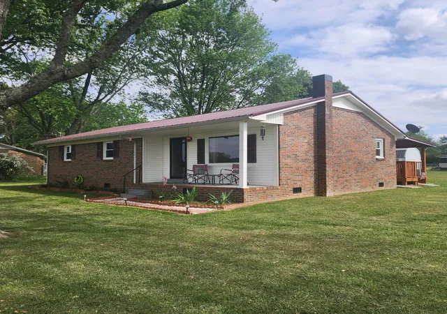 Homes for sale in Lawrenceburg, TN | 8 Mattox Rd, Lawrenceburg, TN 38464 | MLS# 3120389