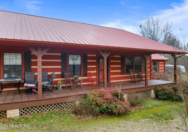 3rd image of 855 Chestnut Grove Circle, Dandridge, TN 37725 | MLS# 3176689