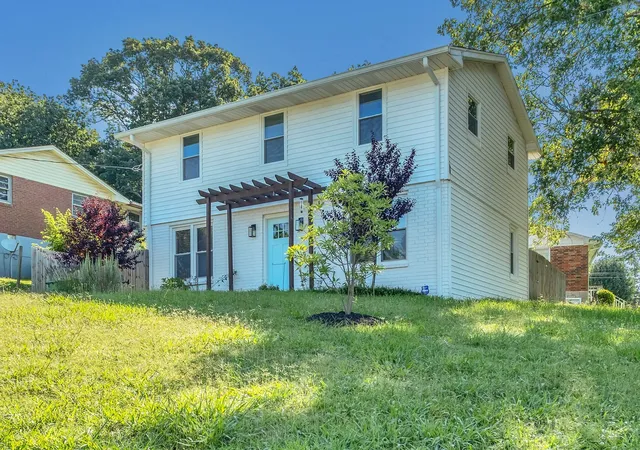 4th image of 2601 Oakwood Ave, Nashville, TN 37207 | MLS# 3120372