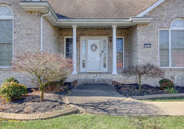 Photo 3 of Sale Pending at 2559 Hedgerow Ln, Clarksville, TN 37043 | MLS# 3285917 | Listing updated on 2026-08-20