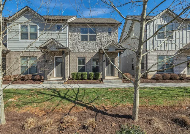 2nd image of 555 Gresham Ln #2D, Murfreesboro, TN 37129 | MLS# 3122636