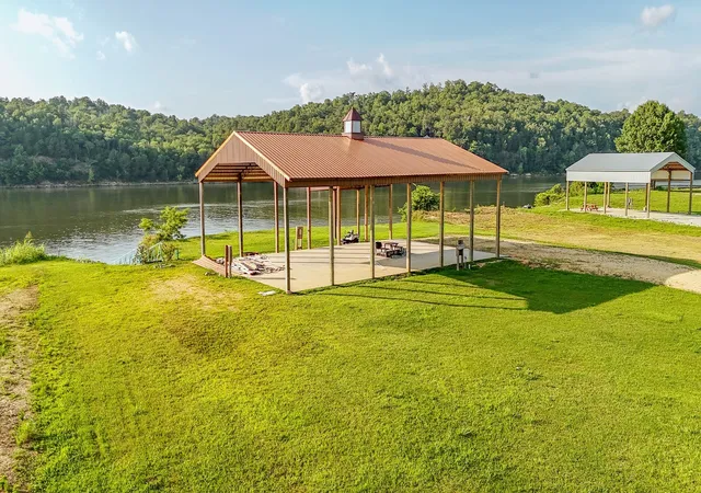 1st image of 753 River Front Dr, Clifton, TN 38425 | MLS# 3121431