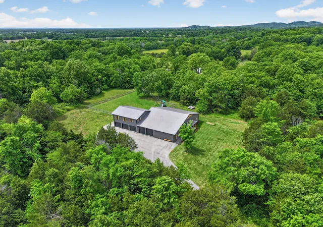 5th image of 341 Floyd Rd, Eagleville, TN 37060 | MLS# 3136207