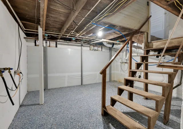 Photo 4 of Single family home for sale at 327 Portland Blvd, Portland, TN 37148 | MLS# 3124528 | Listing updated on 2026-02-25