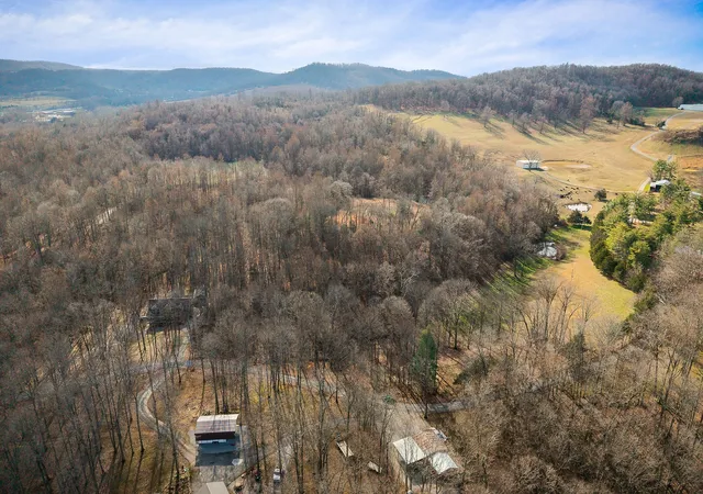 3rd image of 4898 Forrest Hill Rd, Cookeville, TN 38506 | MLS# 3121855