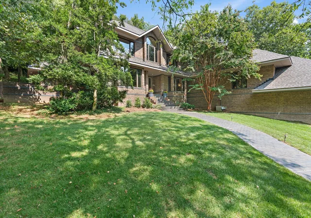 2nd image of 5543 Stanford Dr, Nashville, TN 37215 | MLS# 3207109