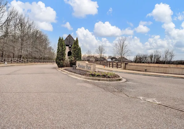 Homes for sale in Cordova, TN | 1965 Rochelle Ln, Cordova, TN 38016 | MLS# 3122016