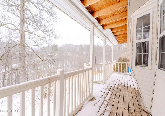 Homes for sale in Rocky Top, TN | 120 Huckleberry Lane, Rocky Top, TN 37769 | MLS# 3146489