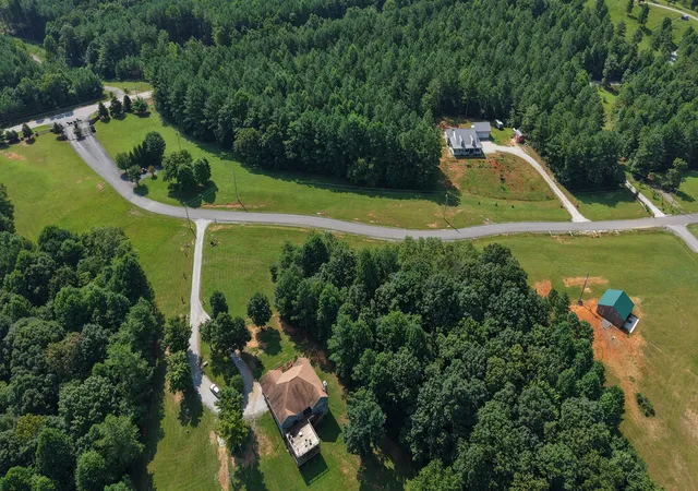 2nd image of 240 Thunder Ridge Dr, South Pittsburg, TN 37380 | MLS# 3122241