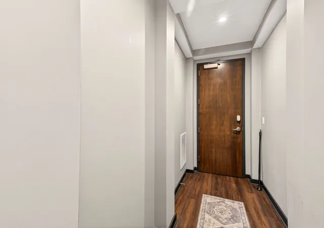 3rd image of 1510 Demonbreun St, Nashville, TN 37203