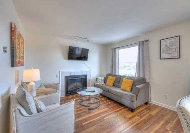 Photo 2 of Condo for sale at 910 1st Avenue N, Nashville, TN 37201 | MLS# 3122366 | Listing updated on 2026-05-26