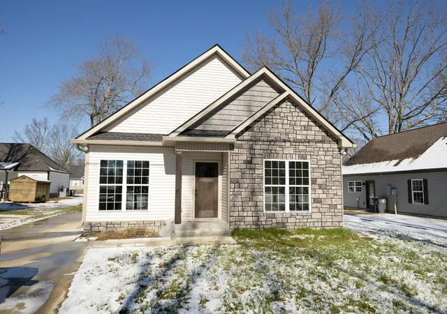 2nd image of 130 Mazie Dr, Lafayette, TN 37083 | MLS# 3122505