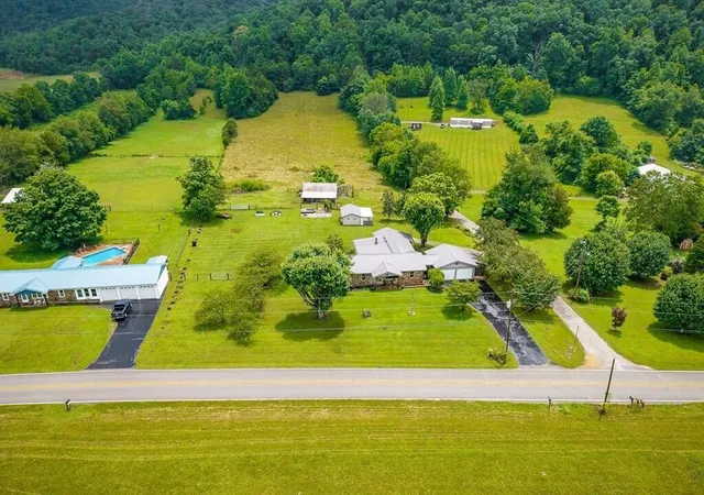 Homes for sale in Sparta, TN | 1653 Lester Flatt Road, Sparta, TN 38583 | MLS# 3261262