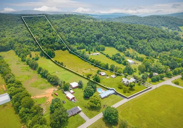 Homes for sale in Sparta, TN | 1653 Lester Flatt Road, Sparta, TN 38583 | MLS# 3261262