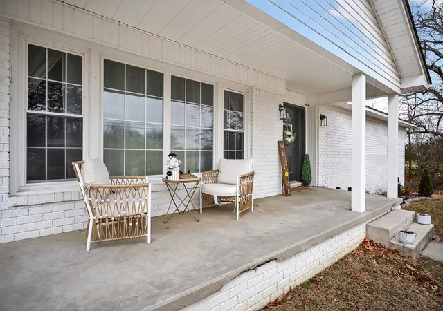 Photo 3 of Single family home for sale at 407 Whaley St, Smithville, TN 37166 | MLS# 3122974 | Listing updated on 2026-02-12