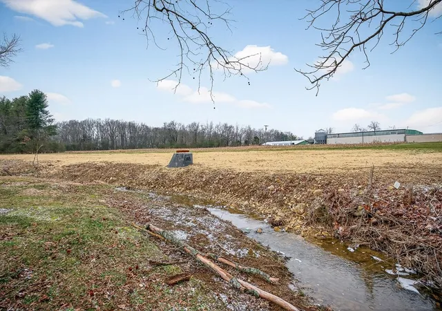 Photo 41 of Single family home for sale at 407 Whaley St, Smithville, TN 37166 | MLS# 3122974 | Listing updated on 2026-02-12