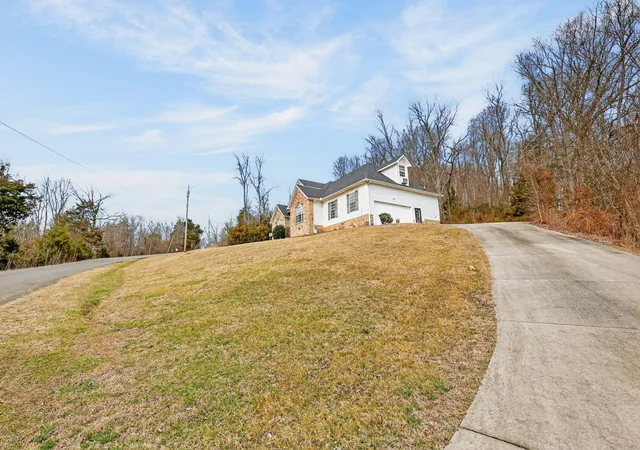 Homes for sale in Bell Buckle, TN | 210 Matt Dr, Bell Buckle, TN 37020 | MLS# 3123157