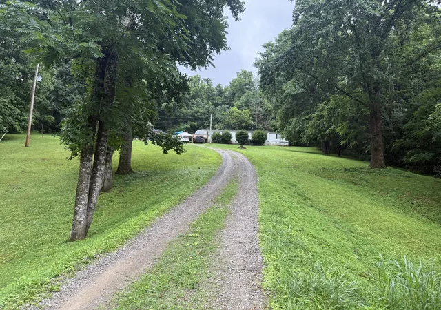 3rd image of 6437 Peytonsville Arno Rd, College Grove, TN 37046 | MLS# 3244898