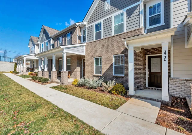 Photo 1 of Townhouse for sale at 2736 Fordham St, Columbia, TN 38401 | MLS# 3127605 | Listing updated on 2026-10-14