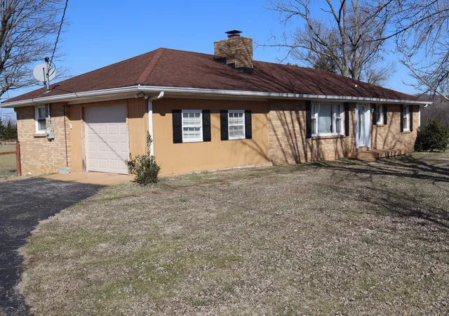 Photo 3 of Single family home for sale at 905 Mill Rd, Lebanon, TN 37090 | MLS# 3123287 | Listing updated on 2026-02-26