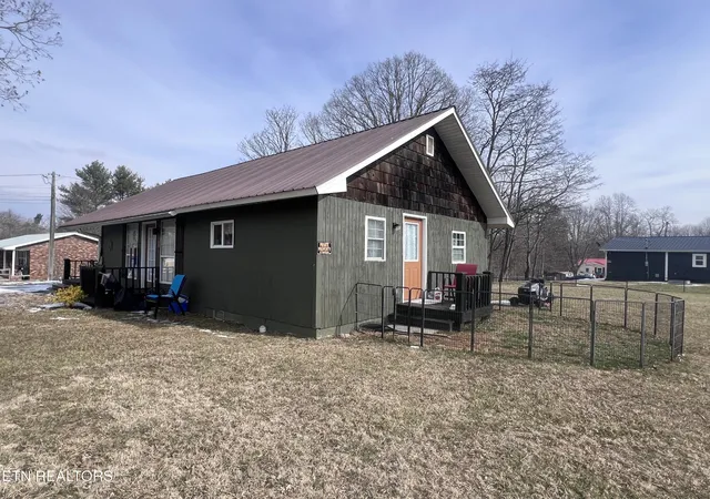 Homes for sale in Jamestown, TN | 428 Patton Heights Circle, Jamestown, TN 38556 | MLS# 3123586