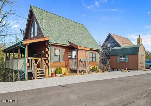 Photo 1 of Single family home for sale at 940 Buck Way, Sevierville, TN 37876 | MLS# 3123592 | Listing updated on 2026-09-19