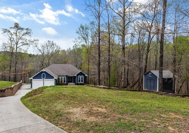 3rd image of 282 Owl Hollow Ln, Winchester, TN 37398 | MLS# 3123764