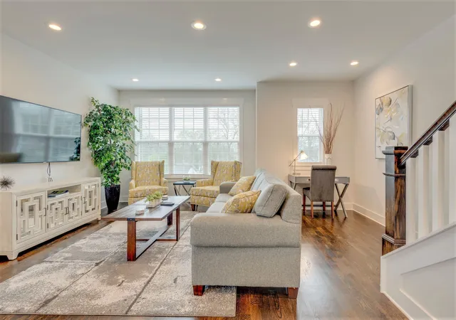 2nd image of 601 Ries Ave, Nashville, TN 37209 | MLS# 3184871