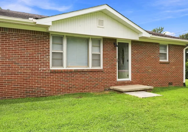 3rd image of 417 Greggview St, Mc Minnville, TN 37110 | MLS# 3319294