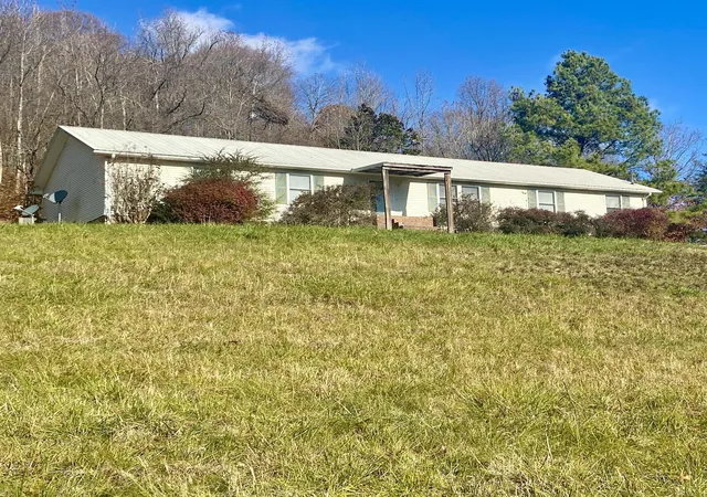 1st image of 4570 Hwy 64 E, Pulaski, TN 38478 | MLS# 3123804