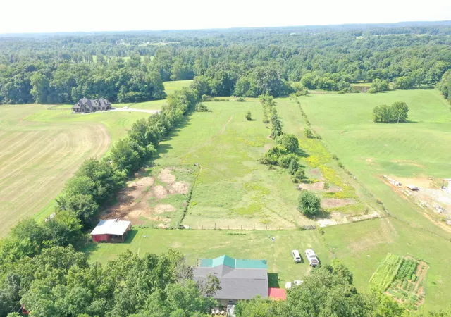 22nd image of 5849 Catholic Church Rd, Cedar Hill, TN 37032 | MLS# 3124419