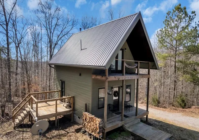 1st image of 4125 Indian Mound Rd, Sparta, TN 38583 | MLS# 3131776