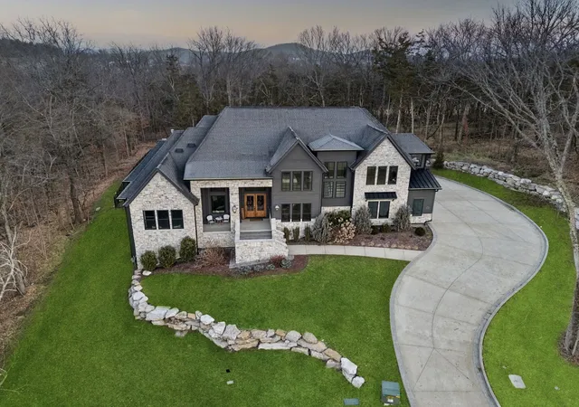 Photo 3 of Sale Pending at 6128 Lookaway Cir, Franklin, TN 37067 | MLS# 3130617 | Listing updated on 2026-05-17