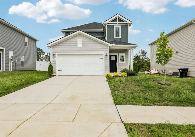 Photo 2 of Sale Pending at 1513 Bear Branch Trce, Columbia, TN 38401 | MLS# 3124427 | Listing updated on 2026-10-01