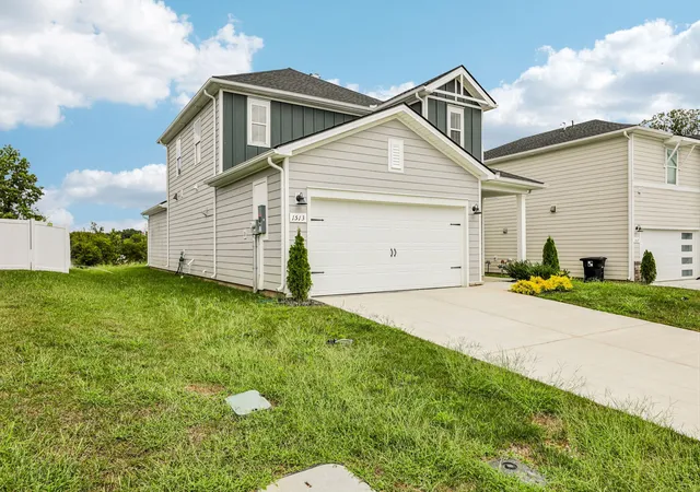 Photo 3 of Sale Pending at 1513 Bear Branch Trce, Columbia, TN 38401 | MLS# 3124427 | Listing updated on 2026-10-01