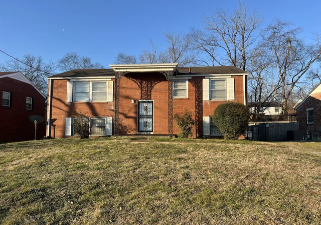 Photo 2 of Single family home for sale at 3211 Panorama Dr, Nashville, TN 37218 | MLS# 3134528 | Listing updated on 2026-08-11