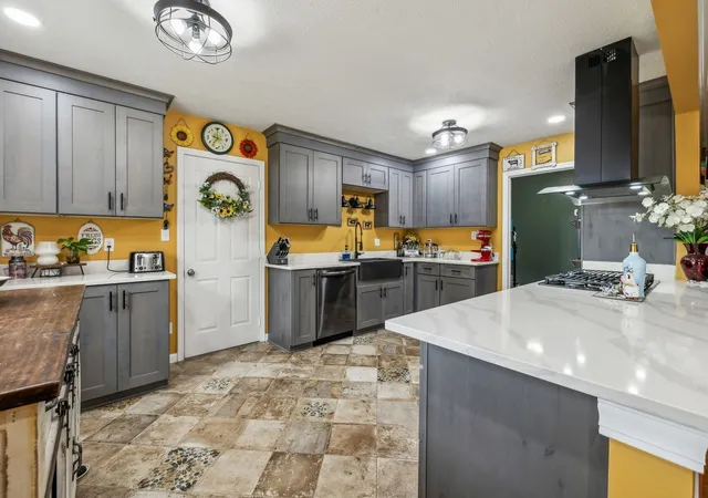 Photo 4 of Single family home for sale at 595 Pack Cir, Smithville, TN 37166 | MLS# 3155245 | Listing updated on 2026-03-27