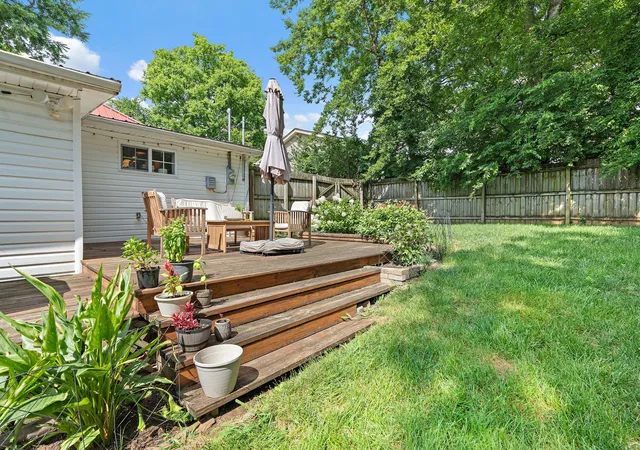 Photo 3 of Sale Pending at 926 Elvira Ave, Nashville, TN 37216 | MLS# 3128459 | Listing updated on 2026-02-14