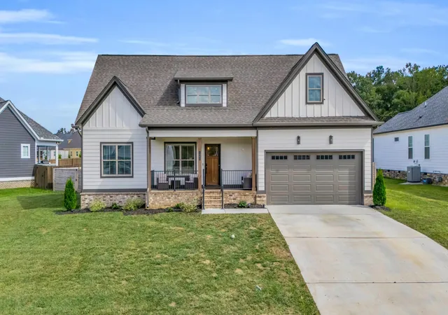 Photo 2 of Single family home for sale at 7392 Paxton Cir, Hixson, TN 37343 | MLS# 3128568 | Listing updated on 2026-03-02