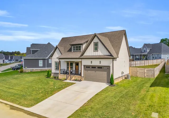 Photo 1 of Single family home for sale at 7392 Paxton Cir, Hixson, TN 37343 | MLS# 3128568 | Listing updated on 2026-03-02
