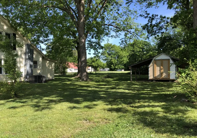 Homes for sale in Decherd, TN | 301 Bennett St, Decherd, TN 37324 | MLS# 3138744