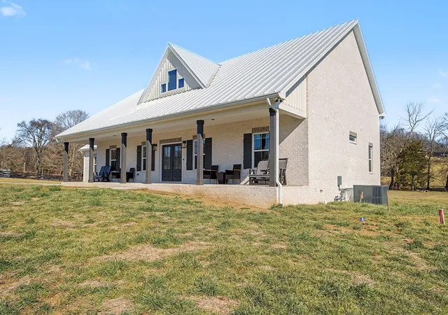 Homes for sale in Gallatin, TN | 972 Dobbins Pike, Gallatin, TN 37066 | MLS# 3129456