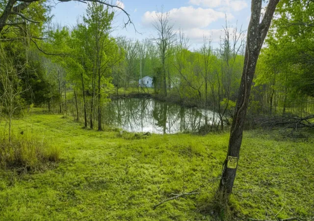 2nd image of 1672 Rabe Coats Rd, Westmoreland, TN 37186 | MLS# 3129084