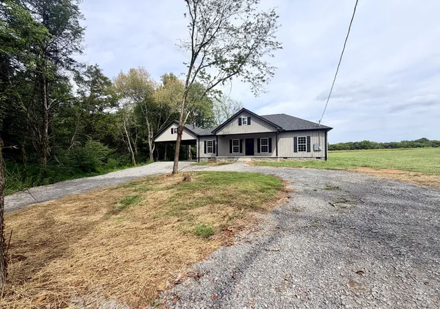 Photo 3 of Single family home for sale at 784 Halls Ml Rd, Shelbyville, TN 37160 | MLS# 3230464 | Listing updated on 2026-09-08