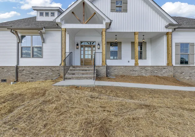 Photo 4 of Single family home for sale at 1 Hunter Bills Rd, Lewisburg, TN 37091 | MLS# 3132255 | Listing updated on 2026-04-09
