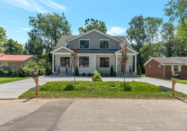 Photo 2 of Townhouse for sale at 1303 Chickering Dr #101 AND 102, Franklin, TN 37064 | MLS# 3131453 | Listing updated on 2026-08-27