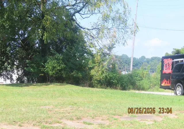 3rd image of 243 Oak St, Jackson, TN 38301 | MLS# 3527667