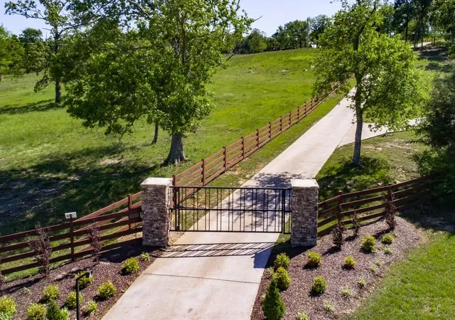 Photo 3 of Land for sale at 7588 John Bragg Hwy, Murfreesboro, TN 37127 | MLS# 3129342 | Listing updated on 2026-06-11