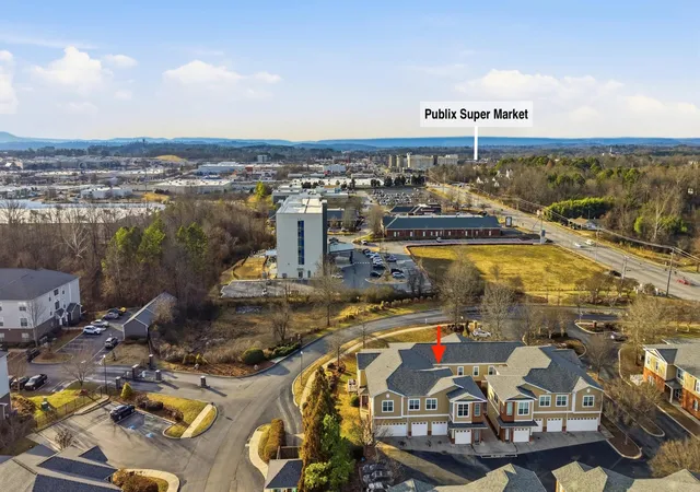 Listing Photo 2 - Condo for sale in building located at 2103 Regency Ct, Chattanooga, TN 37421 - Unit #